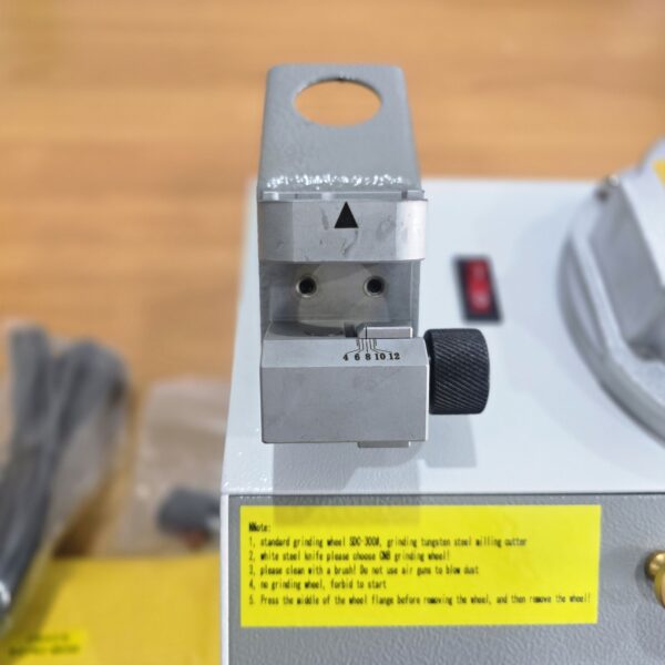 Endmill Grinder EMMC-313SHAWN เครื่องลับดอกเอ็นมิล 3-13 มิล - Image 15