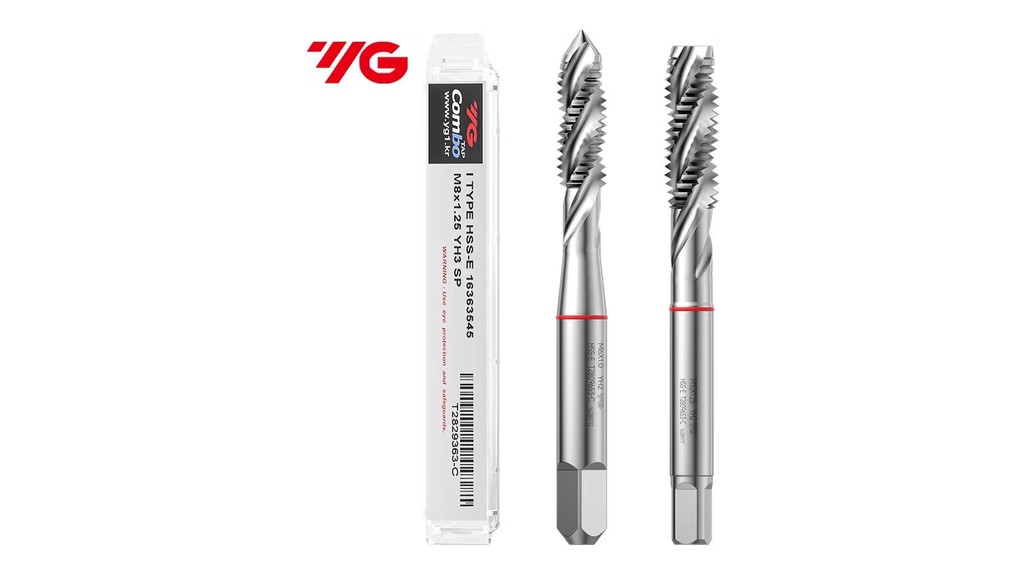 ดอกต๊าปเกลียวฟันเลื้อย YG-1 Combo Tap HSS-E สองดอก วางคู่กับกล่องพลาสติกใสที่ระบุขนาด M8×1.25 บนพื้นหลังสีขาว